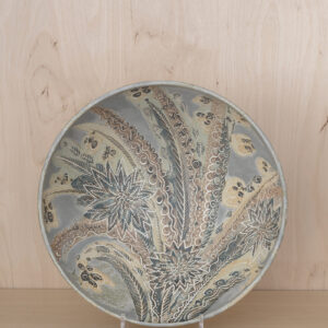 Stoneware bowl, painted slip and sgraffito