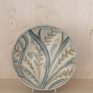 Stoneware bowl, painted slip and sgraffito