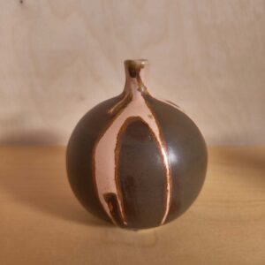 small chocolate salmon vase no 1 3