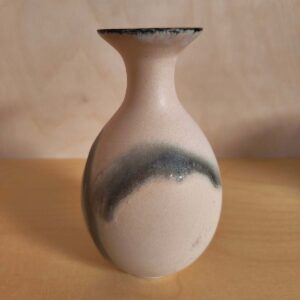 small vase green strokes 1