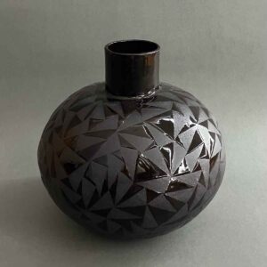 medium pagoda shaped vase