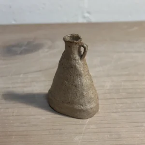 vase 8